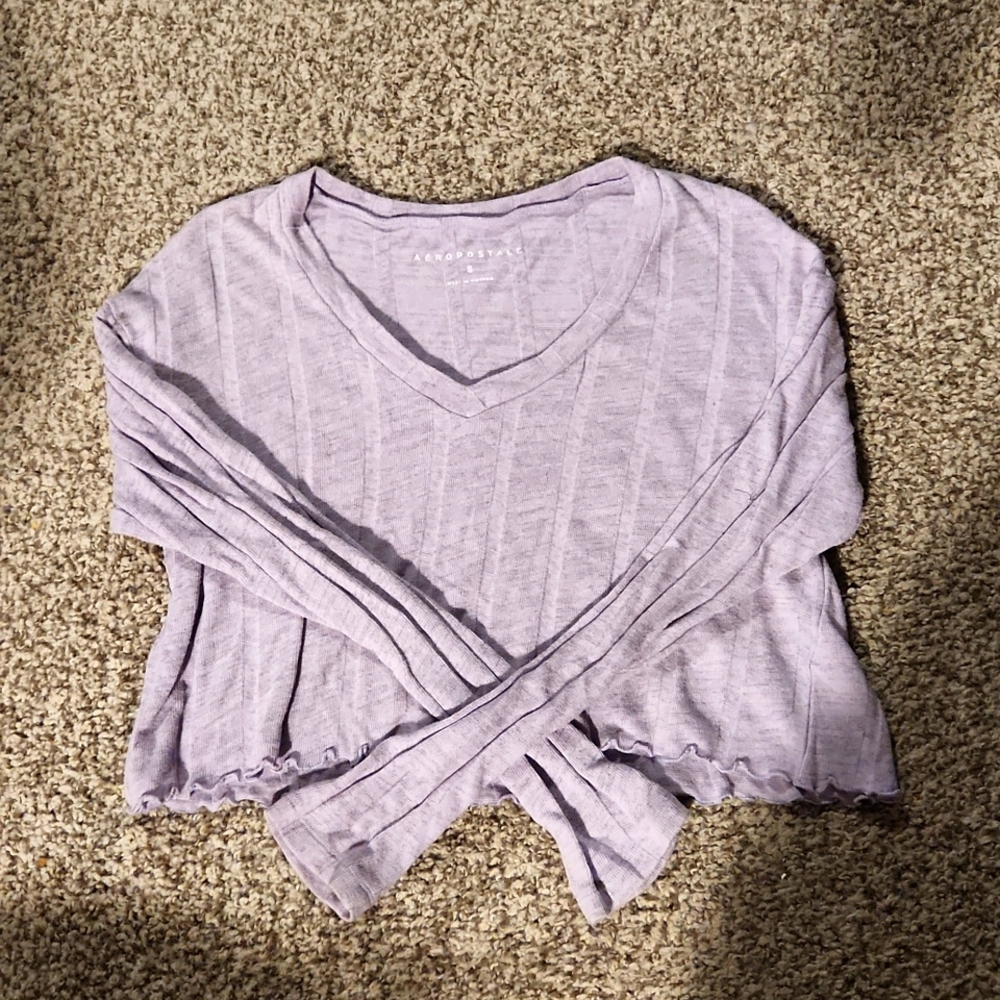 Cropped long sleeve shirt